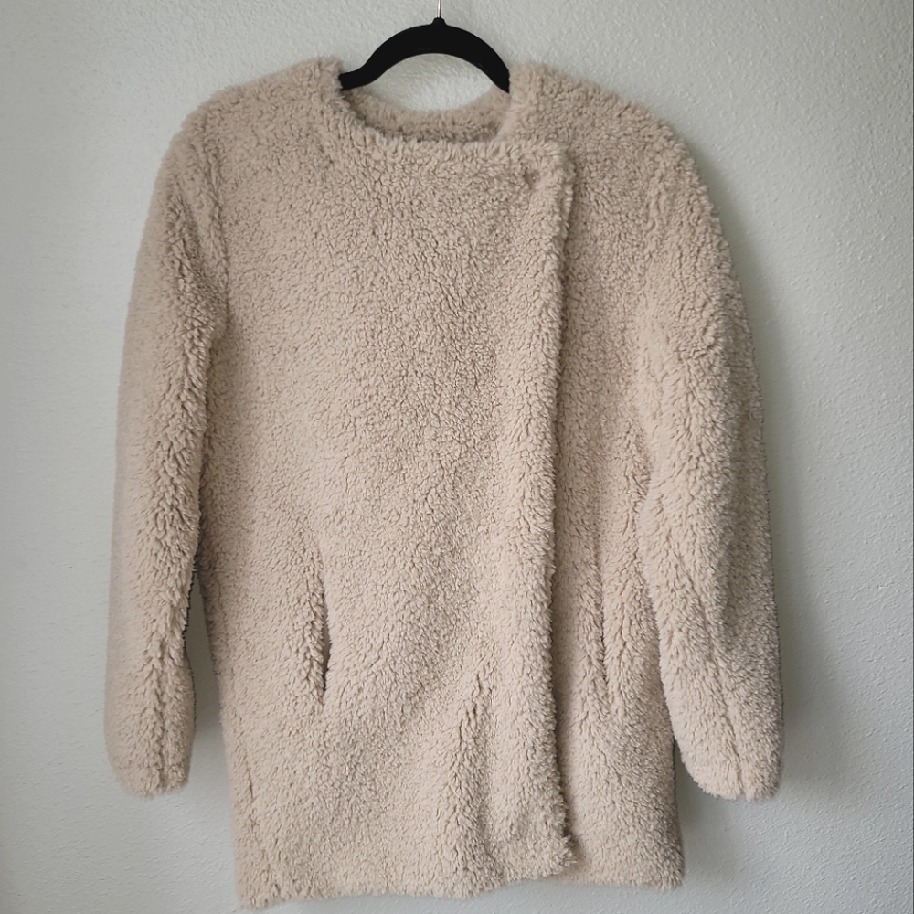 Lush Ultra Soft Faux Fur Jacket, Size Small, Color Tan